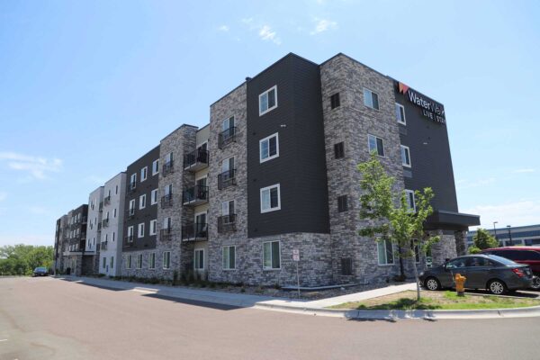 WaterWalk hotel siding7